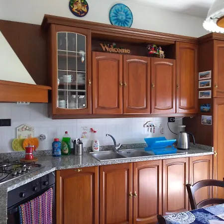 Sarina House Ocean View *