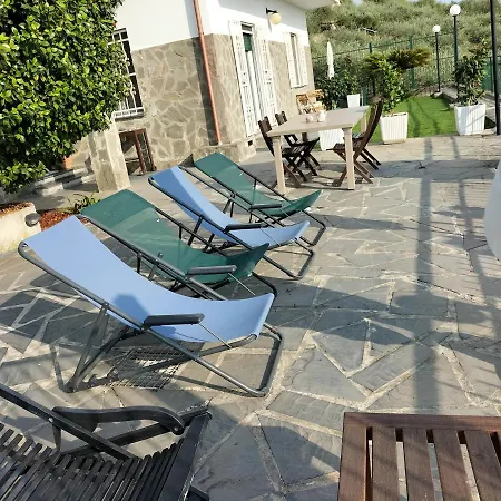 Sarina House Ocean View