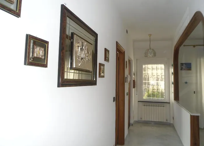 Sarina House Ocean View לאווניה